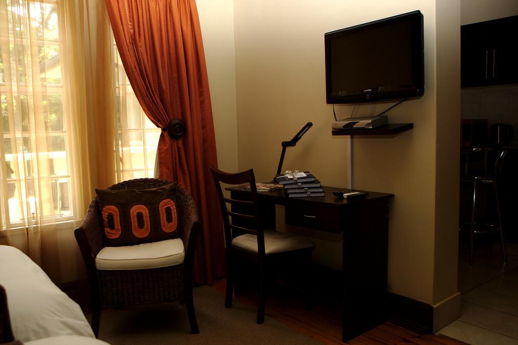 Goodey'S Guesthouse Претория Екстериор снимка