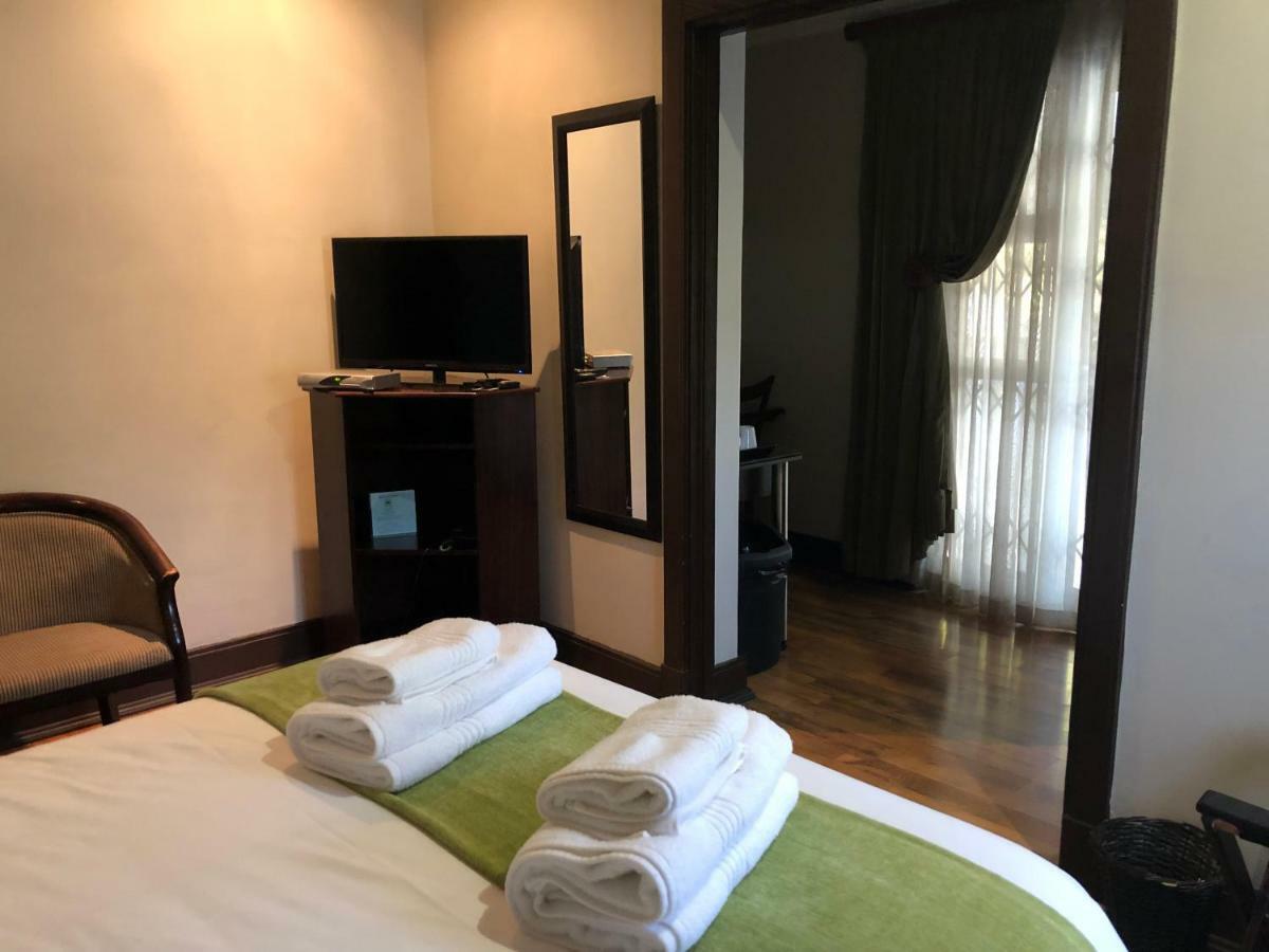 Goodey'S Guesthouse Претория Екстериор снимка